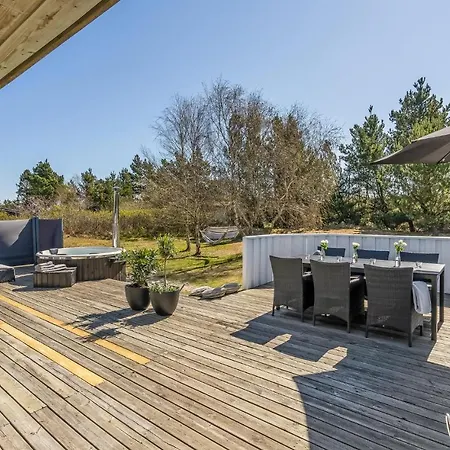 Stunning In With 2 Bedrooms Hadsund