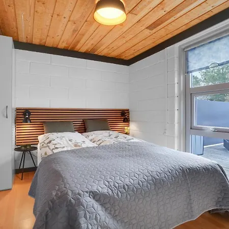 Hébergement de vacances Stunning In With 2 Bedrooms